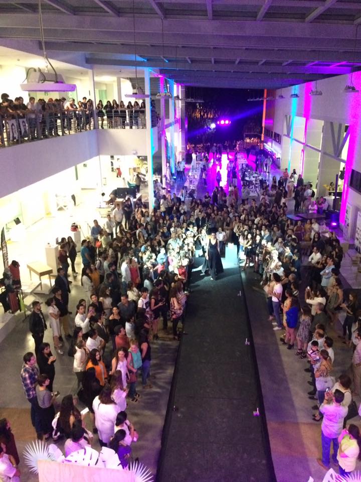 Open room desfile de modas